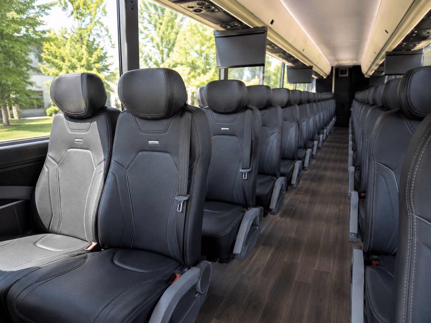 bus rentals to half moon bay and coastal san mateo county wine stops